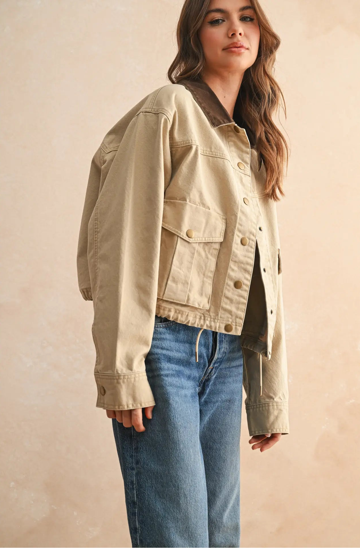 CONTRASTED UTILITY JACKET