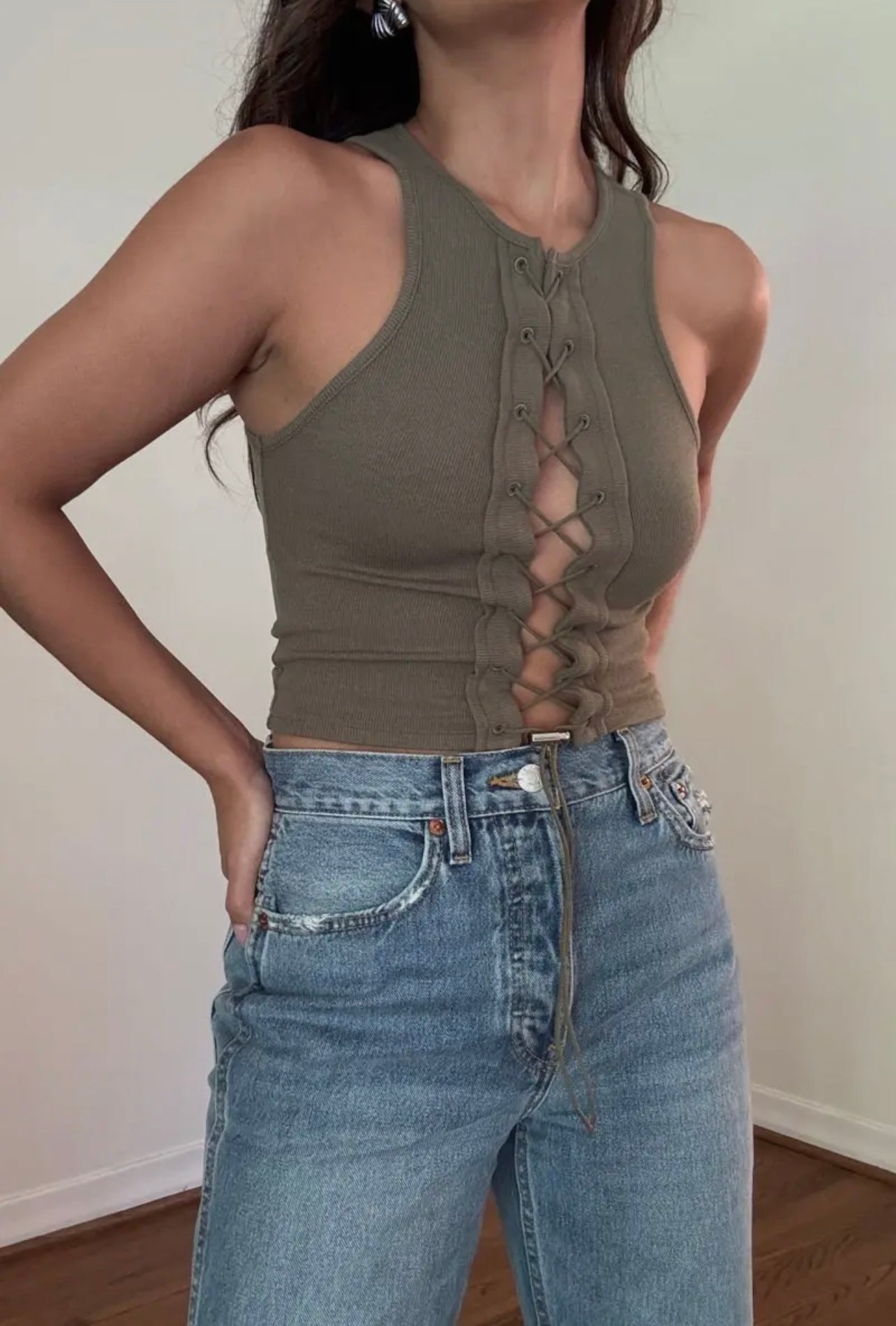 Salty Lace up