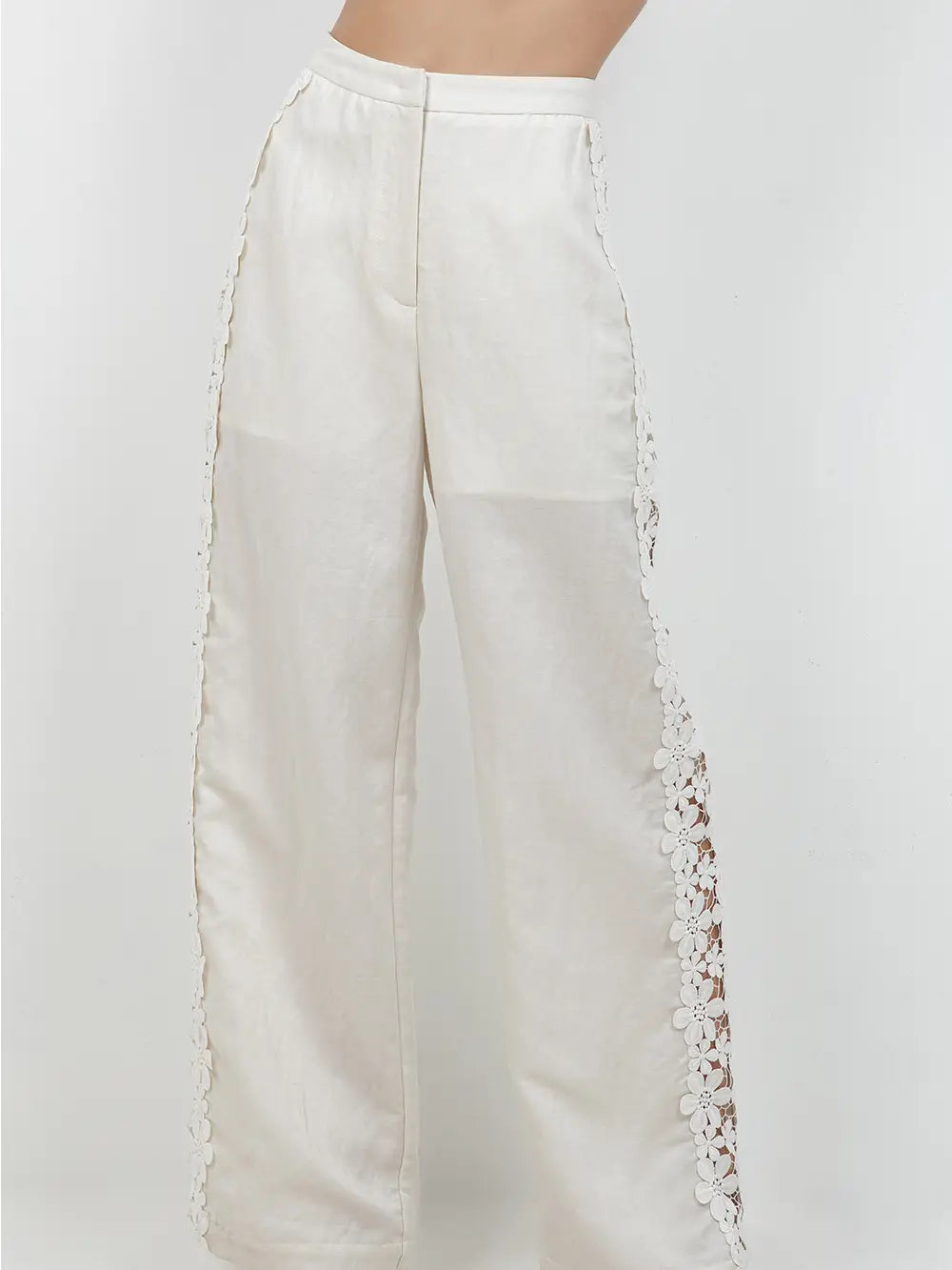 Trim Accent Trousers