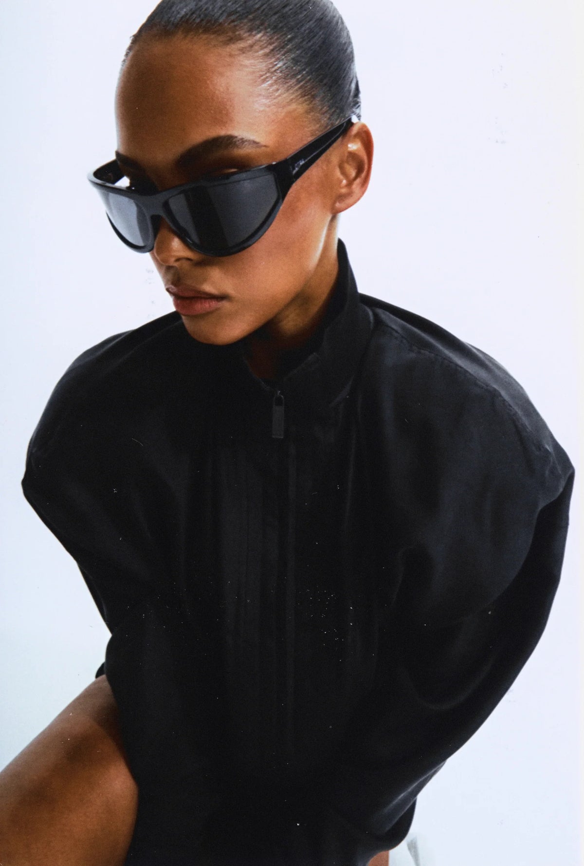 Melanite - Black/ Smoke