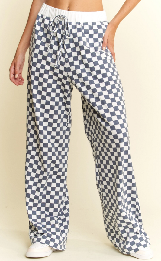 CHECKERED PRINT STRAIGHT-LEG BOXER PANTS