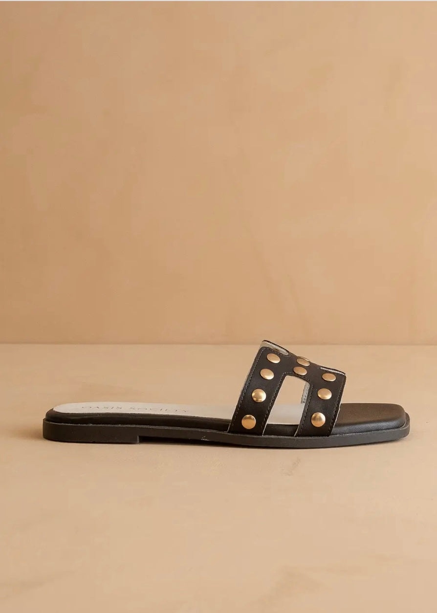 The Evelynne | Coffee Studded H Band Slides