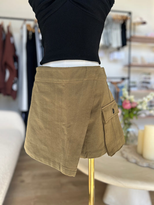 Charlie Skort
