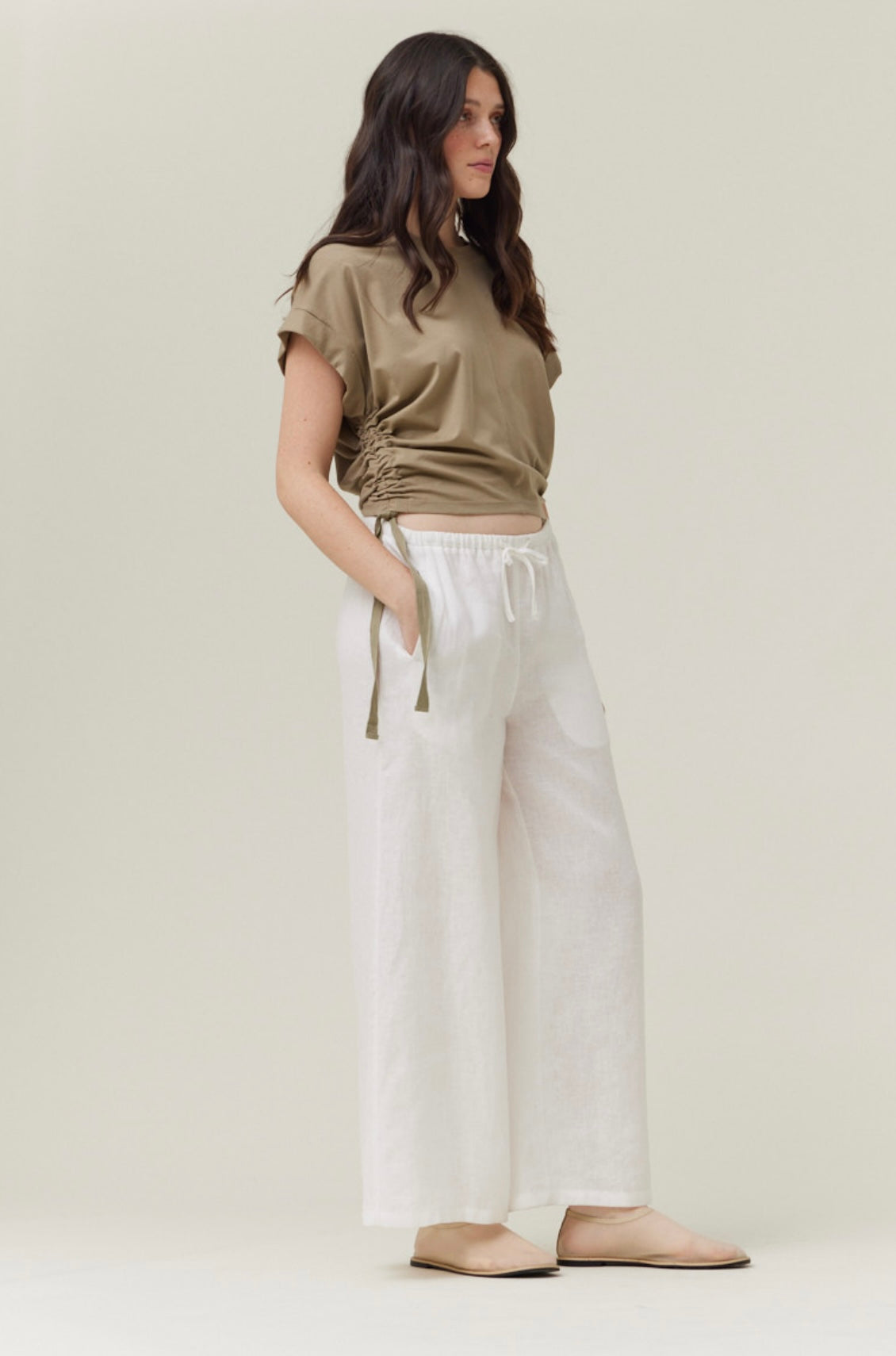 Side Scrunch Tee