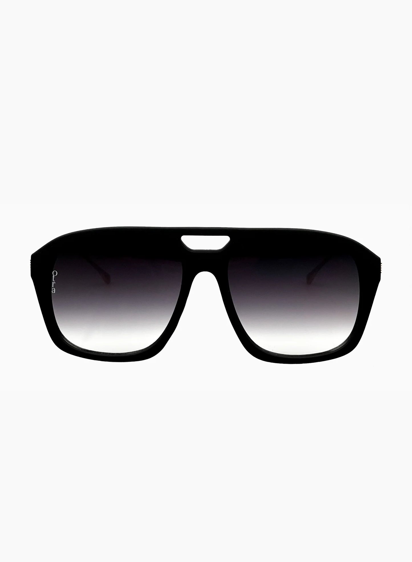 Reina - Matte Black