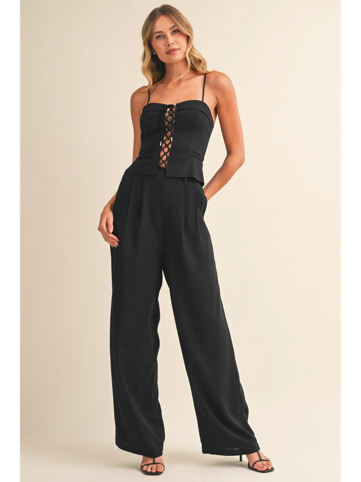 Lexi Linen Lace Up