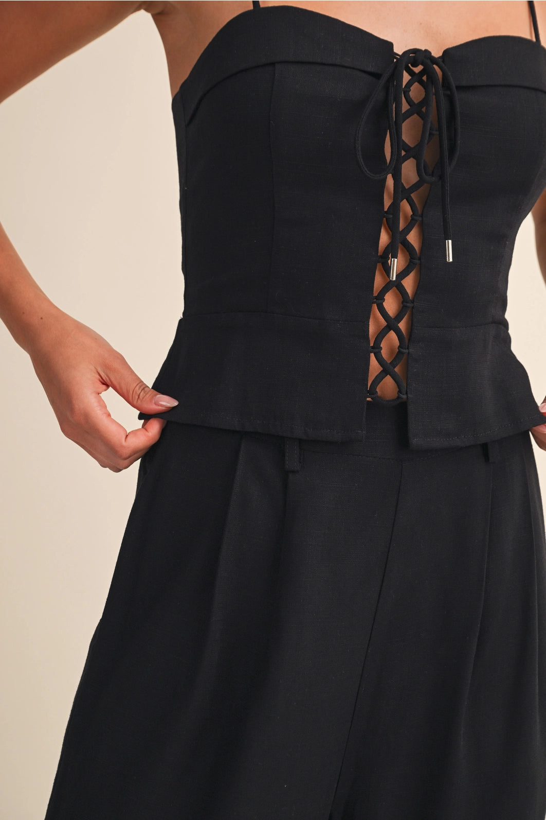 Lexi Linen Lace Up