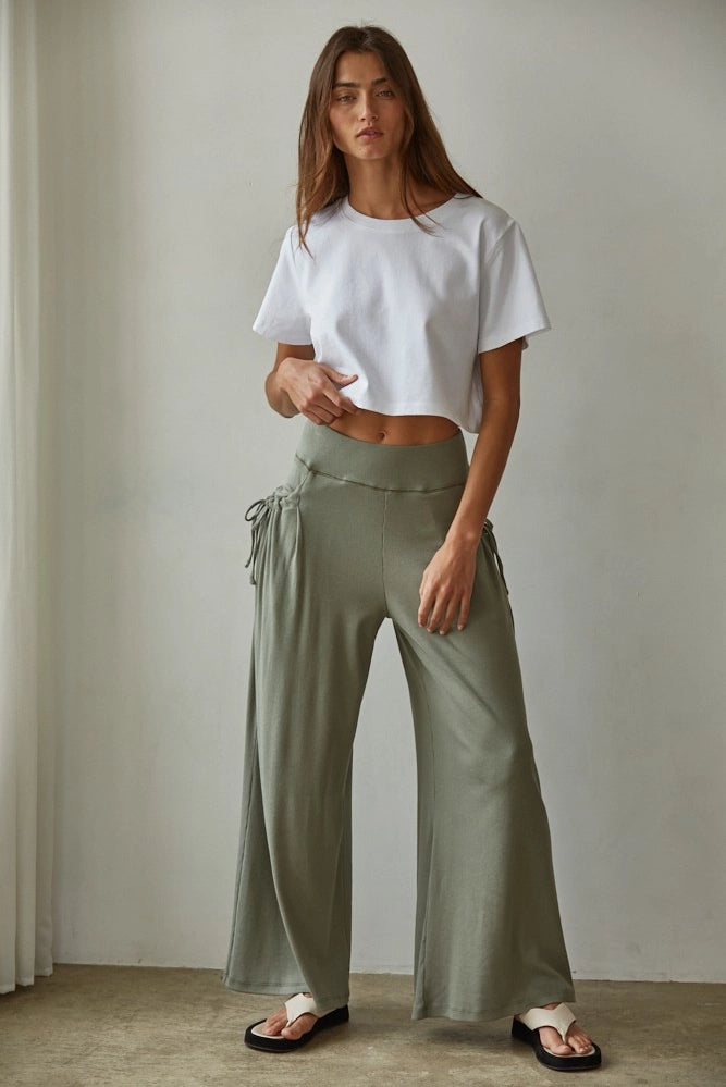 Cropped Tee